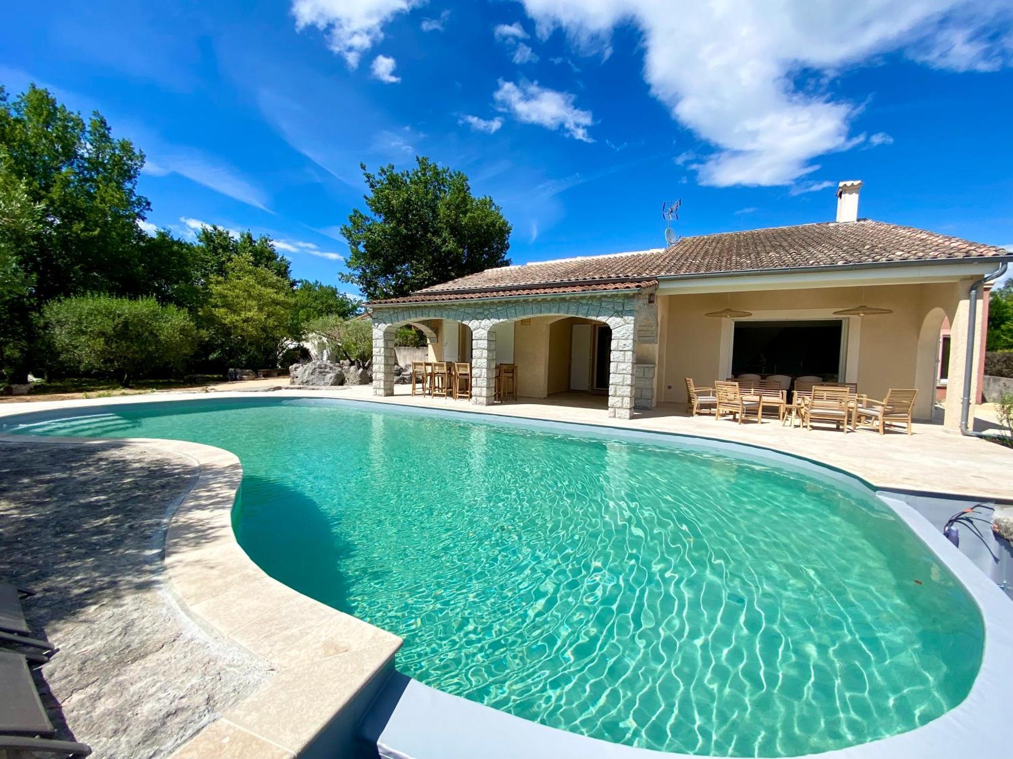 Maison Pour 12P, Piscine A Debordement Chauffee D'Avril A Octobre Inclus Ruoms Ngoại thất bức ảnh
