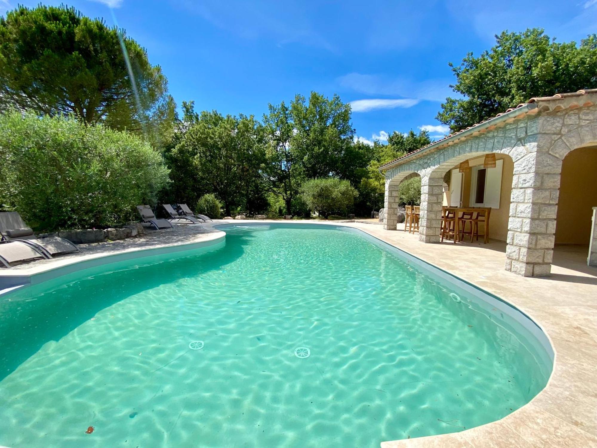 Maison Pour 12P, Piscine A Debordement Chauffee D'Avril A Octobre Inclus Ruoms Ngoại thất bức ảnh