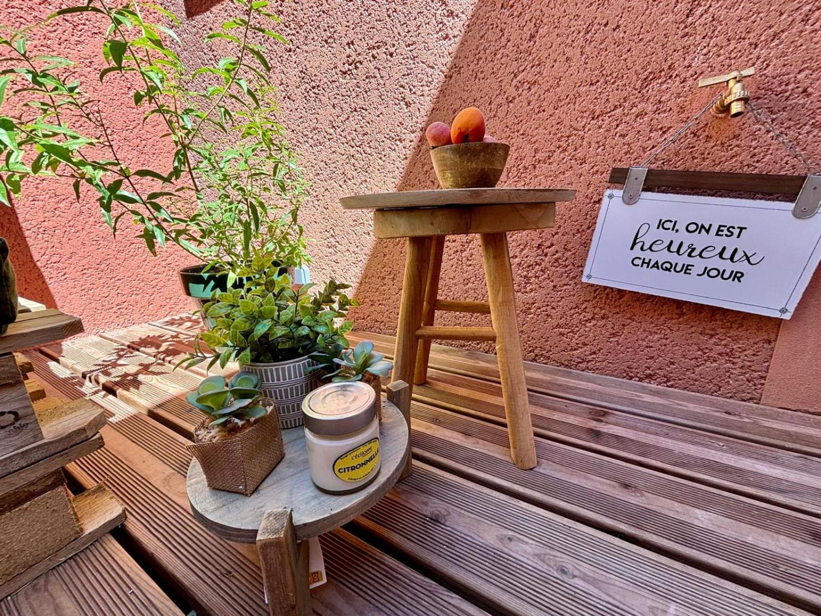 Maison Pour 12P, Piscine A Debordement Chauffee D'Avril A Octobre Inclus Ruoms Ngoại thất bức ảnh
